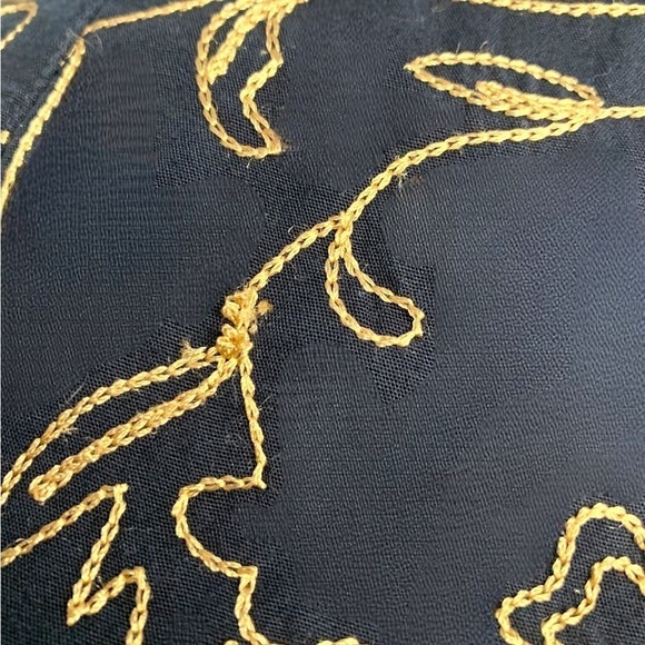 JONES New York Black Gold Embroidered A Line Cotton Skirt Sz 10 - Picture 3 of 3